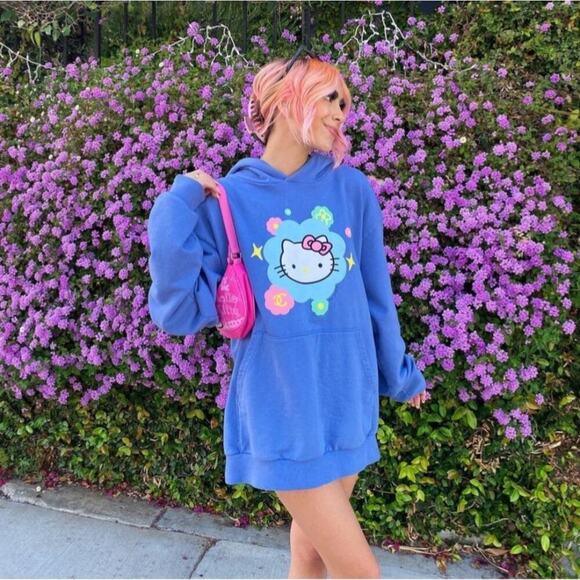 Mega Yaht Tops - Mega Yacht Hello Kitty Blue Graphic Logo Hoodie Size L
